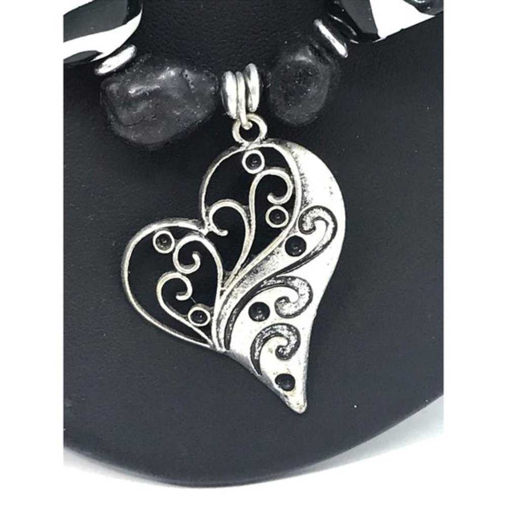 Black White Zebra Stripe Heart Pendant Fashion Necklace 18" animal Print pendant - Picture 3 of 6